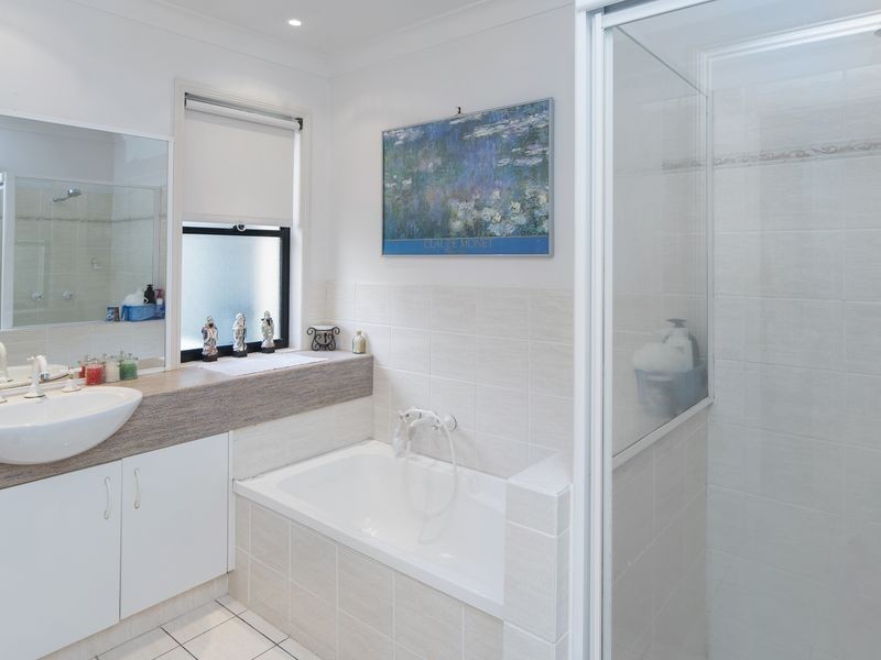 2 The Estuary, Coombabah QLD 4216