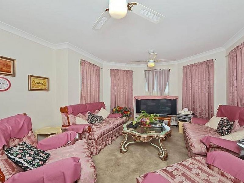 1 Ben Dalley Drive, Helensvale QLD 4212