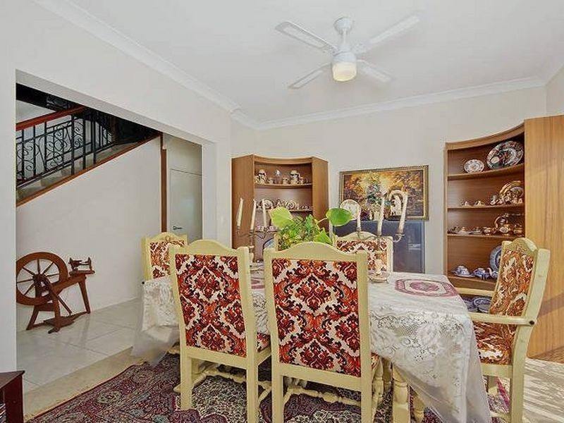 1 Ben Dalley Drive, Helensvale QLD 4212