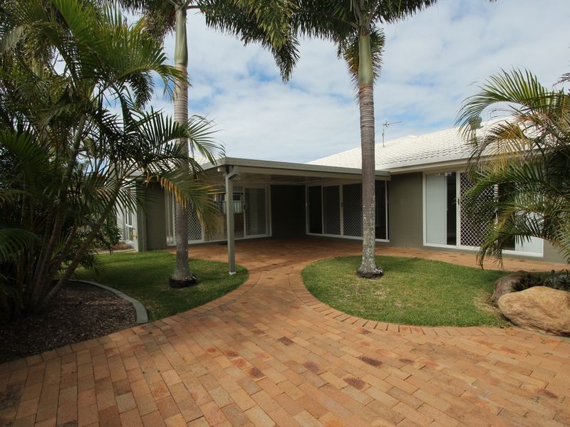 99 Limetree Parade, Runaway Bay QLD 4216