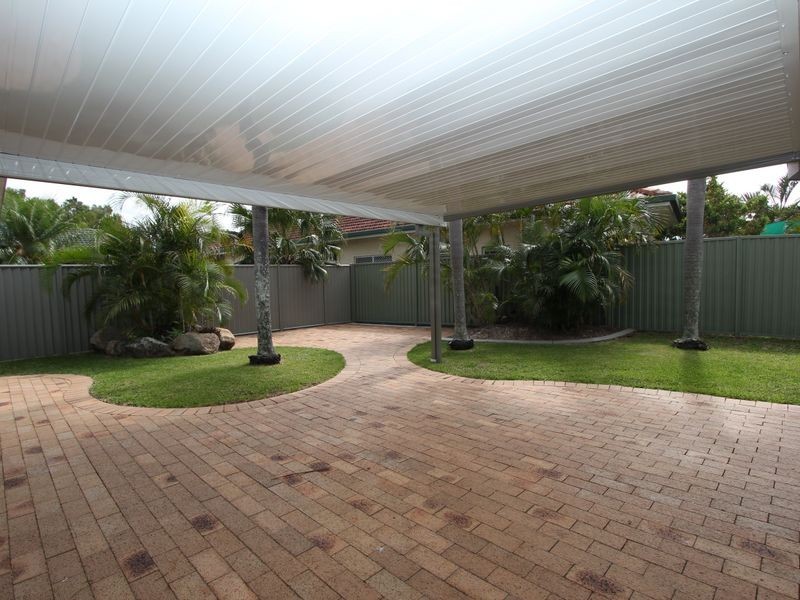 99 Limetree Parade, Runaway Bay QLD 4216