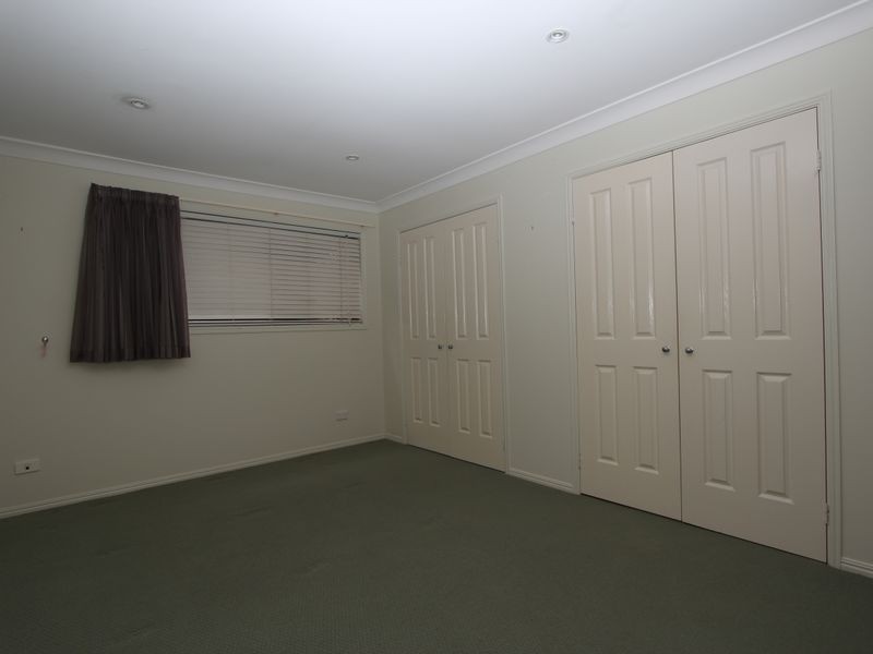 19 Lakefield Crescent, Paradise Point QLD 4216