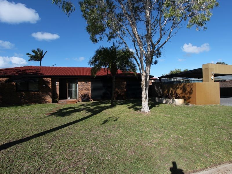 19 Lakefield Crescent, Paradise Point QLD 4216