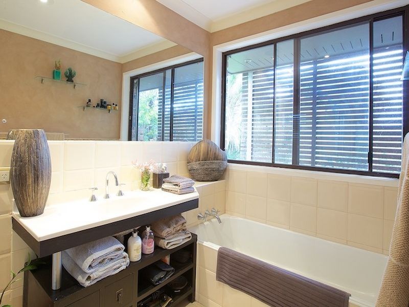 28 Jingella Street, Hope Island QLD 4212