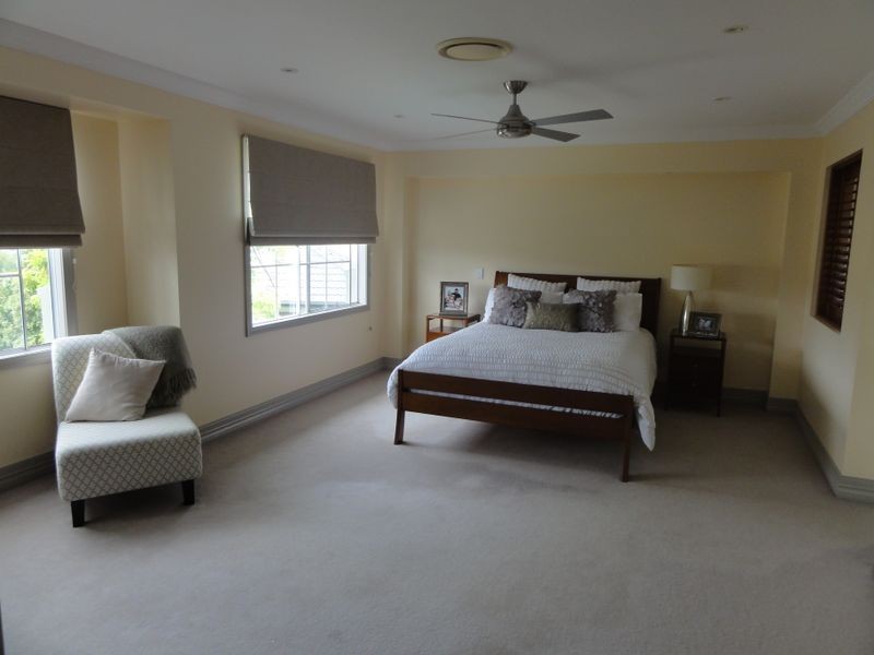 7 Mellum Circuit, Pacific Pines QLD 4211
