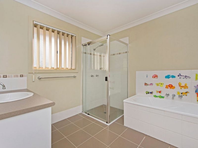 7 Crystal Court, Upper Coomera QLD 4209