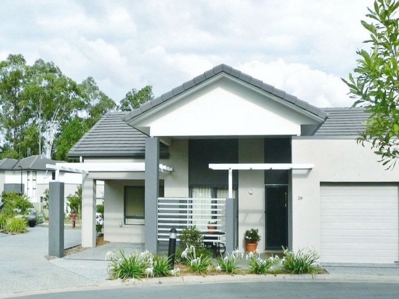 29/2 Jefferson Court, Upper Coomera QLD 4209