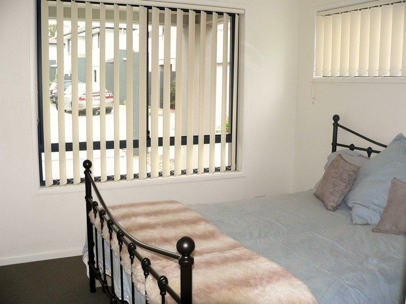 29/2 Jefferson Court, Upper Coomera QLD 4209