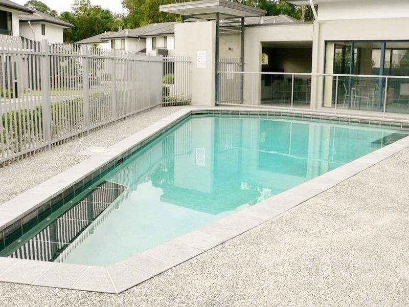 29/2 Jefferson Court, Upper Coomera QLD 4209