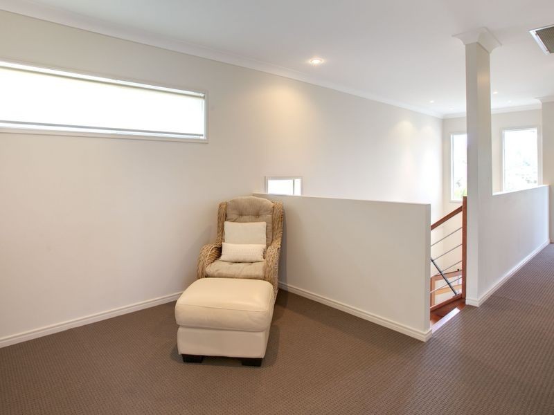 34 Riverlinks Boulevard, Helensvale QLD 4212