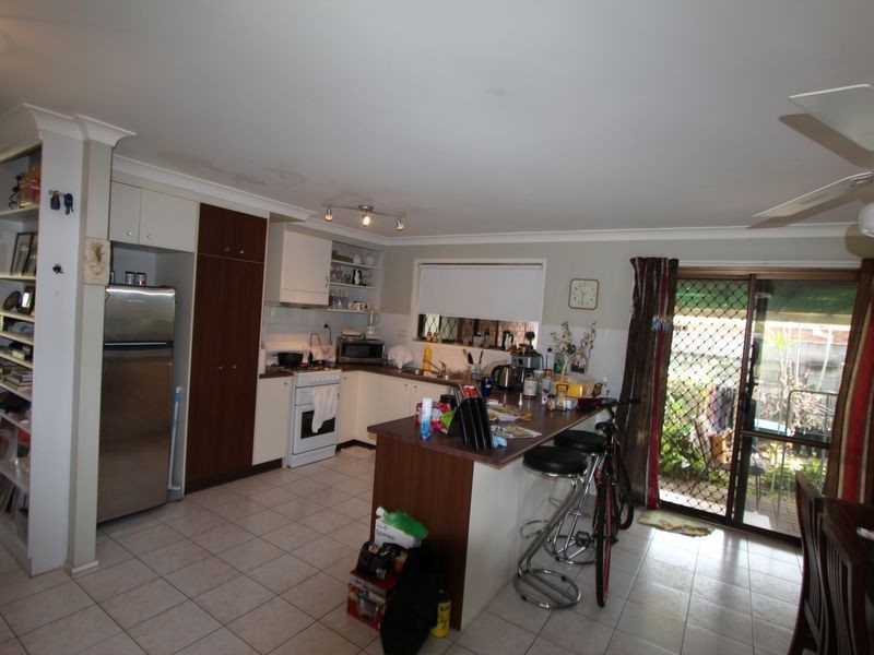 77 Oxley Drive, Paradise Point QLD 4216