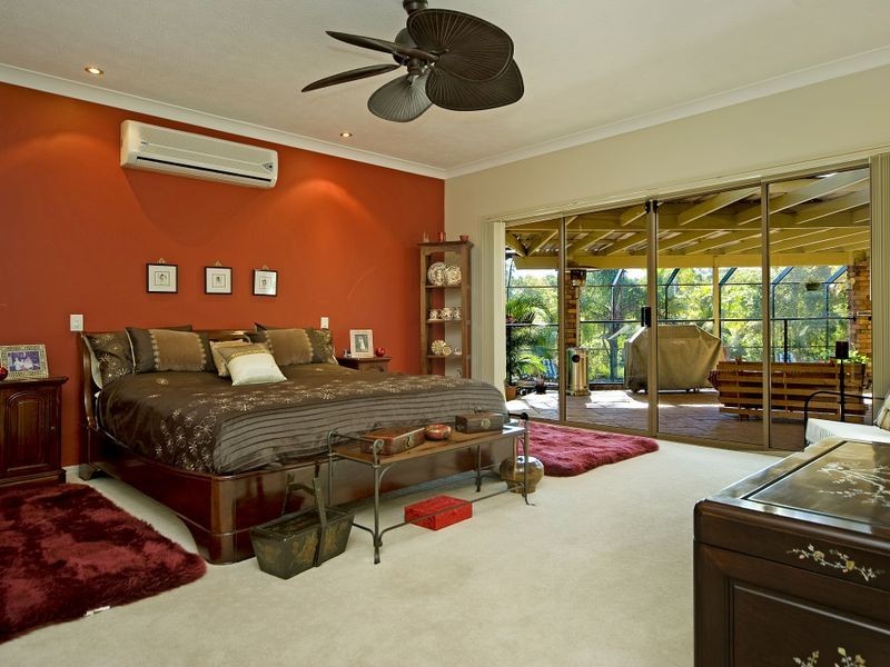 9 Riverdowns Crescent, Helensvale QLD 4212