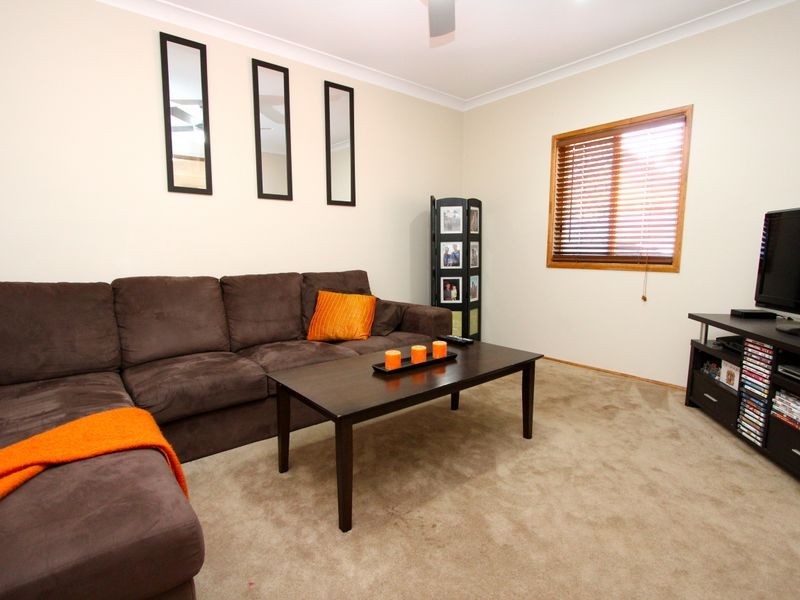 2/24 Eurimbula Court, Paradise Point QLD 4216