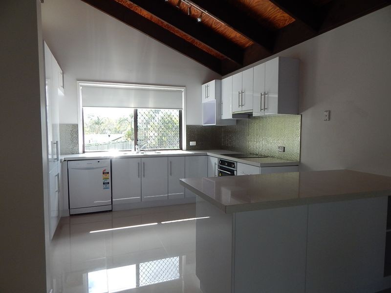 6 Sarina Place, Helensvale QLD 4212