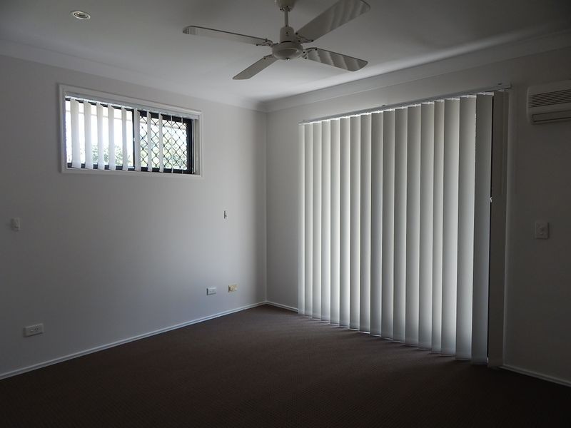 6 Sarina Place, Helensvale QLD 4212