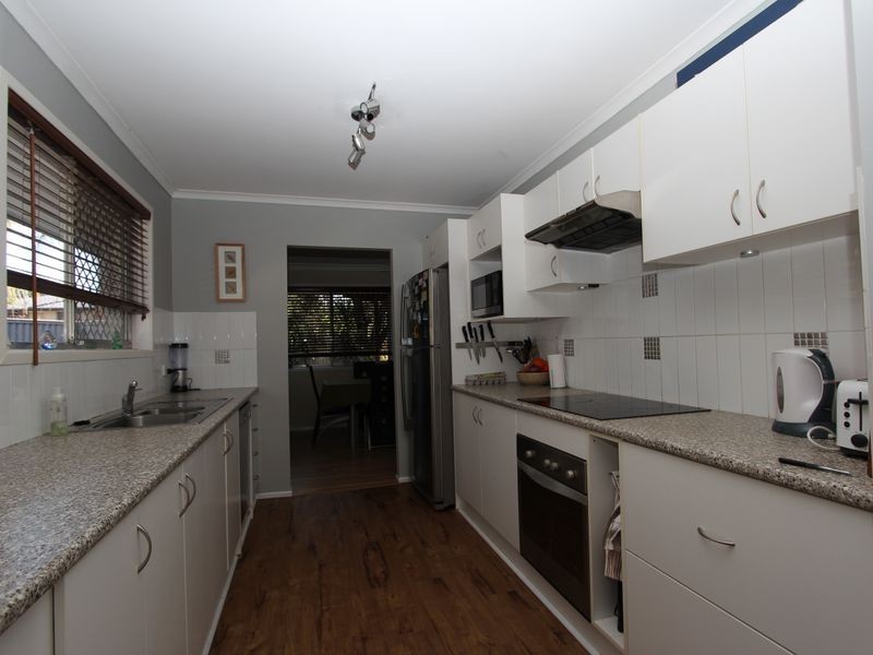 28 Tallara Street, Coombabah QLD 4216