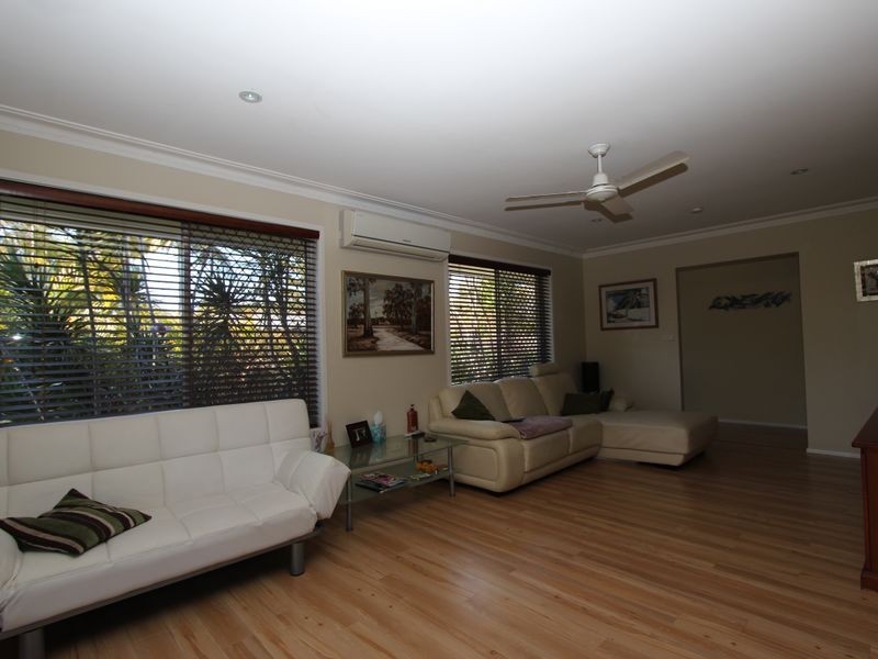 28 Tallara Street, Coombabah QLD 4216