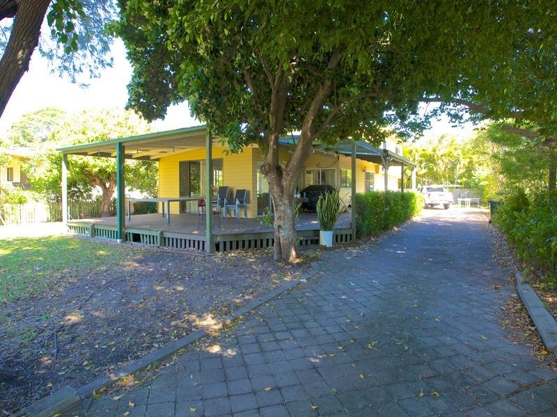 36 Coombe Avenue, Hope Island QLD 4212