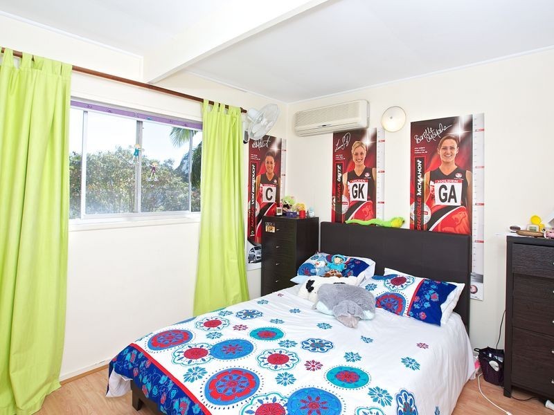 36 Coombe Avenue, Hope Island QLD 4212