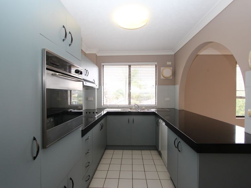 5/57 Milton Avenue, Paradise Point QLD 4216
