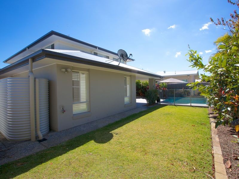 50 Rhodium Crescent, Hope Island QLD 4212