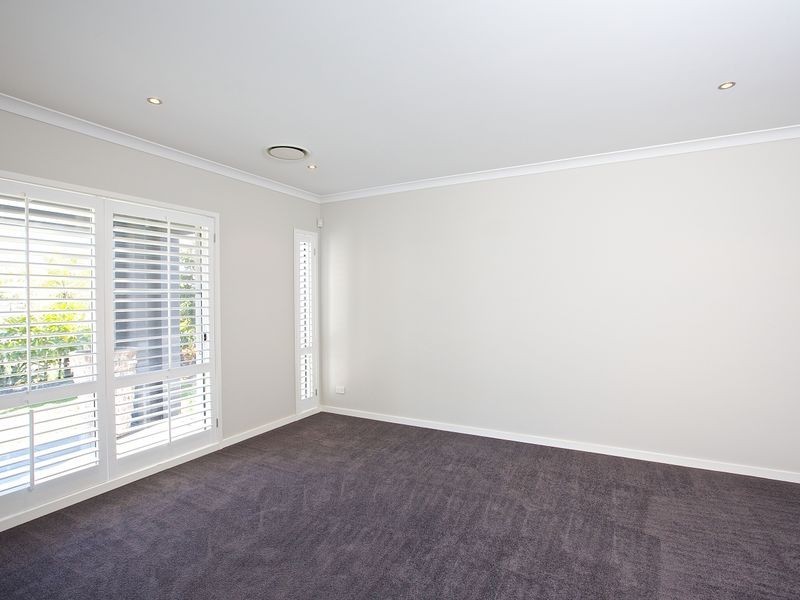 50 Rhodium Crescent, Hope Island QLD 4212