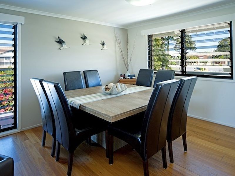 40 Abalone Avenue, Paradise Point QLD 4216