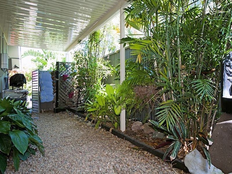 40 Abalone Avenue, Paradise Point QLD 4216