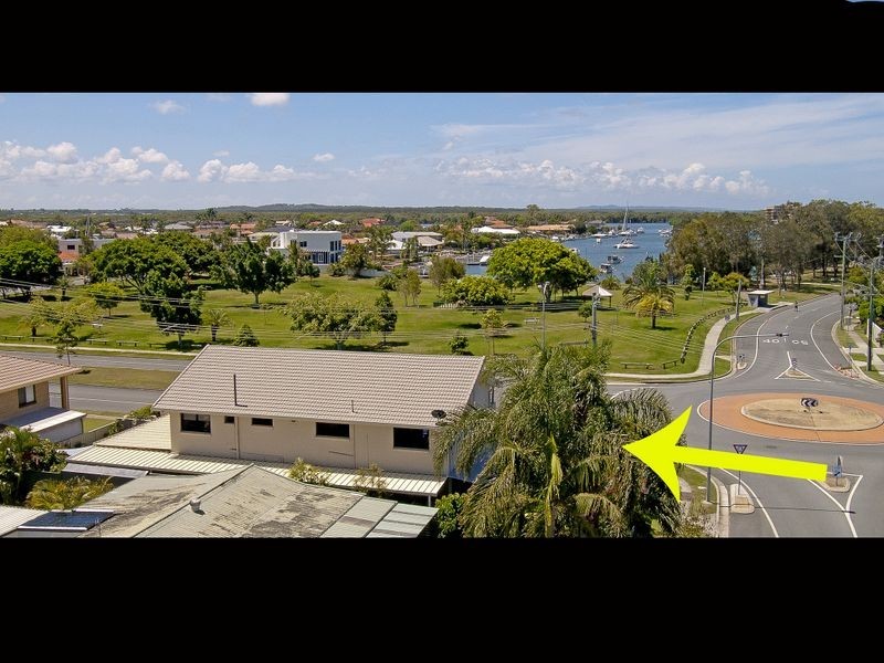 40 Abalone Avenue, Paradise Point QLD 4216