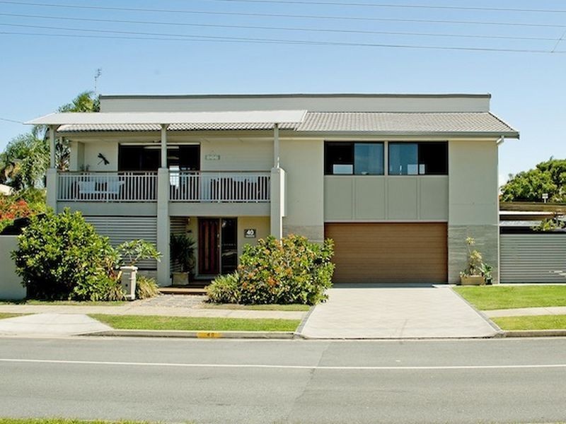 40 Abalone Avenue, Paradise Point QLD 4216