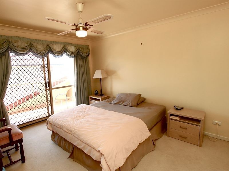 8/142 The Esplanade, Paradise Point QLD 4216