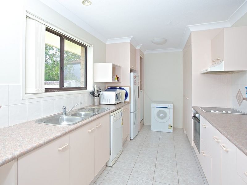 24 Mungala Street, Hope Island QLD 4212