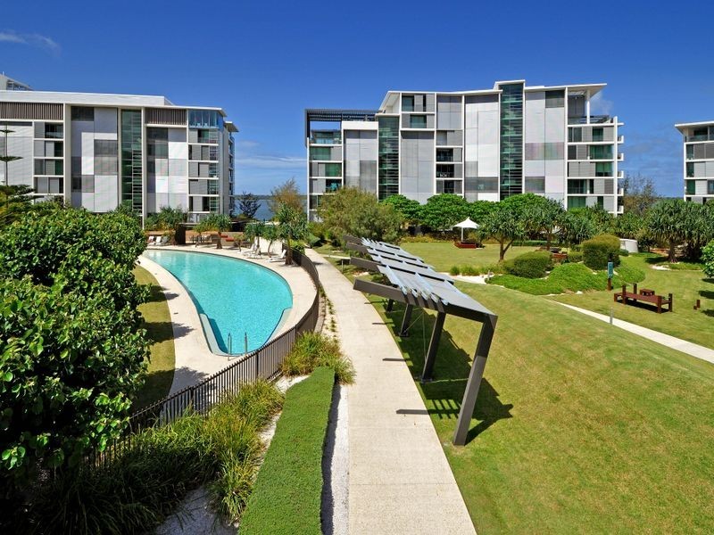 8104 Ephraim Island, Paradise Point QLD 4216