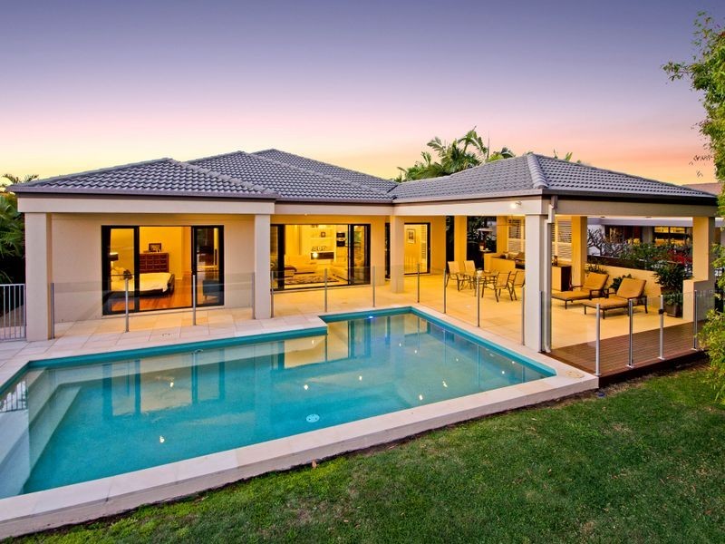 1099 Beechwood Drive, Hope Island QLD 4212