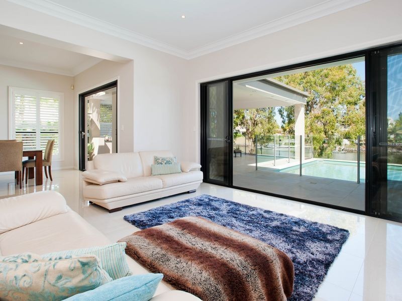 1099 Beechwood Drive, Hope Island QLD 4212