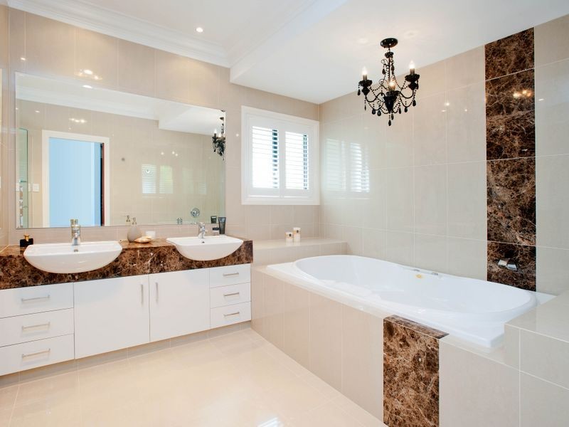 1099 Beechwood Drive, Hope Island QLD 4212