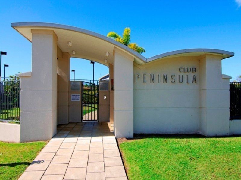 15 Waterside Esplanade, Helensvale QLD 4212