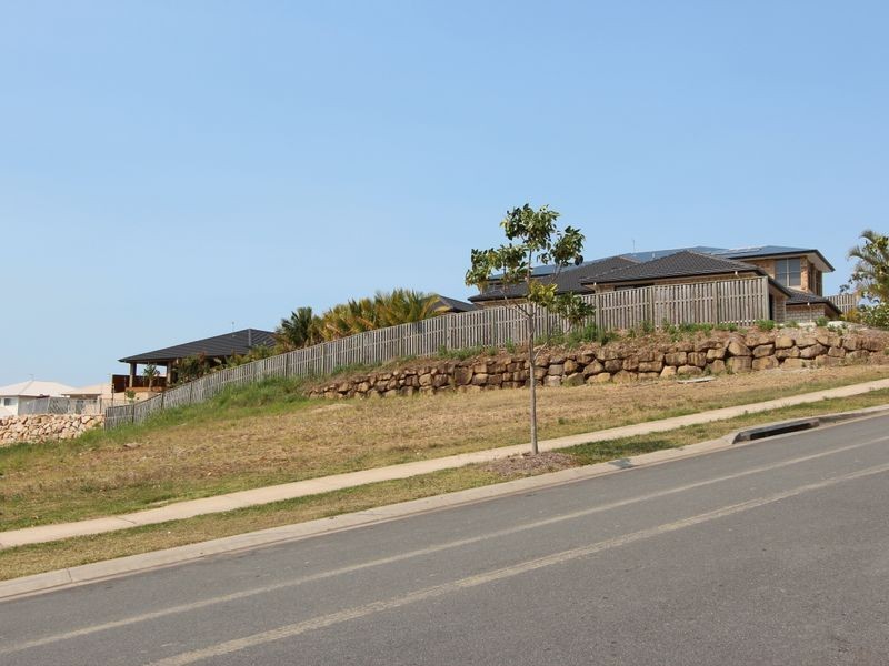 5 Diamantina Circuit, Pacific Pines QLD 4211