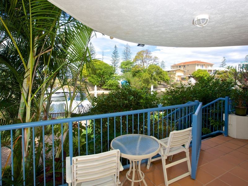 1/9 Madang Crescent, Runaway Bay QLD 4216
