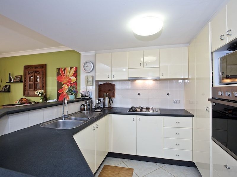 20/19 Santa Barbara Road, Hope Island QLD 4212