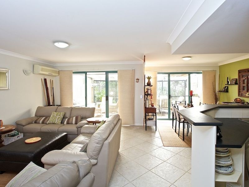 20/19 Santa Barbara Road, Hope Island QLD 4212