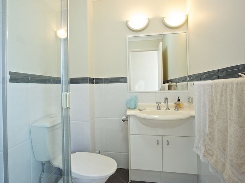 20/19 Santa Barbara Road, Hope Island QLD 4212