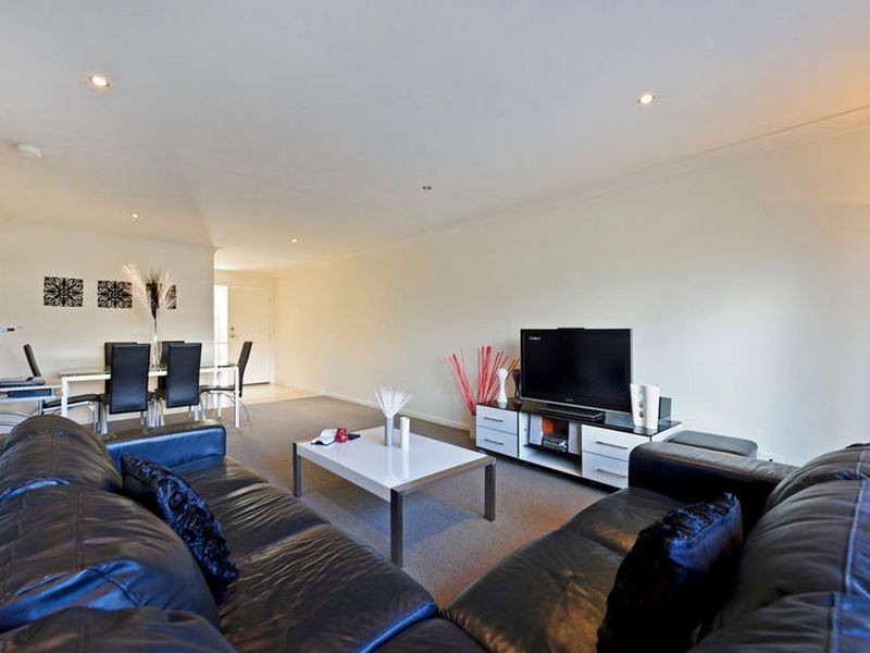 32/2 Jefferson Court, Upper Coomera QLD 4209