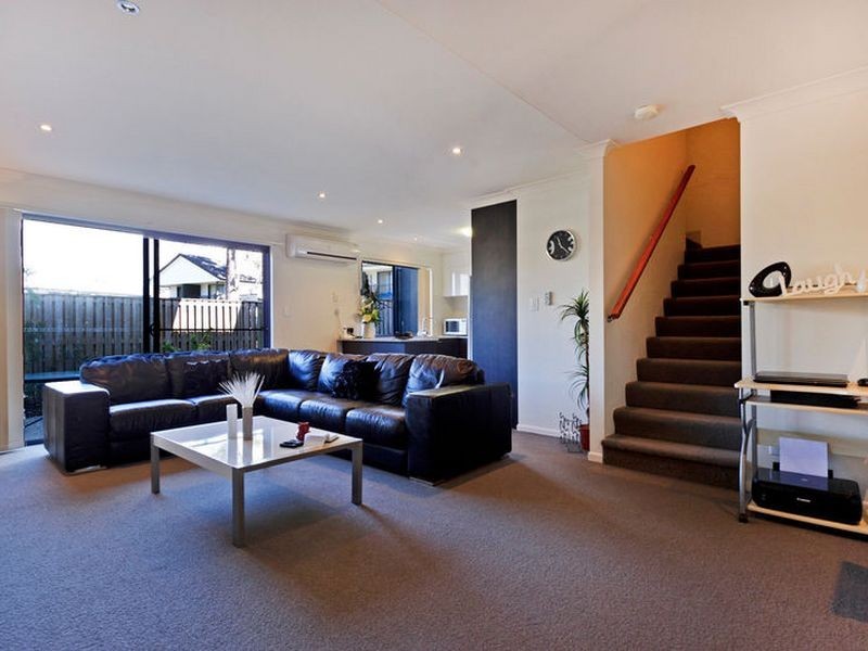 32/2 Jefferson Court, Upper Coomera QLD 4209