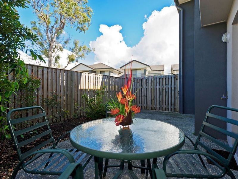 32/2 Jefferson Court, Upper Coomera QLD 4209