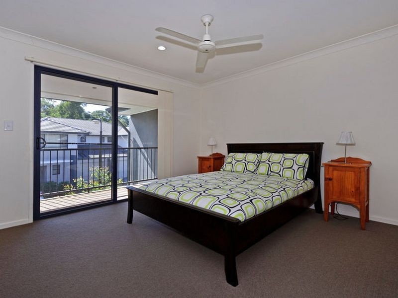 32/2 Jefferson Court, Upper Coomera QLD 4209