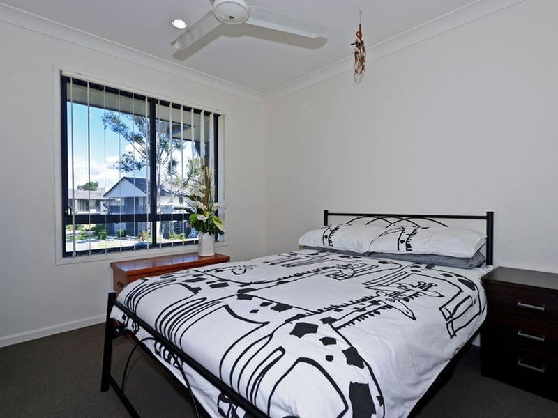 32/2 Jefferson Court, Upper Coomera QLD 4209