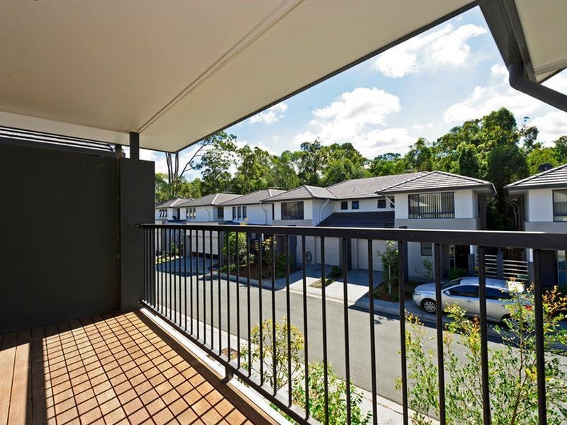 32/2 Jefferson Court, Upper Coomera QLD 4209
