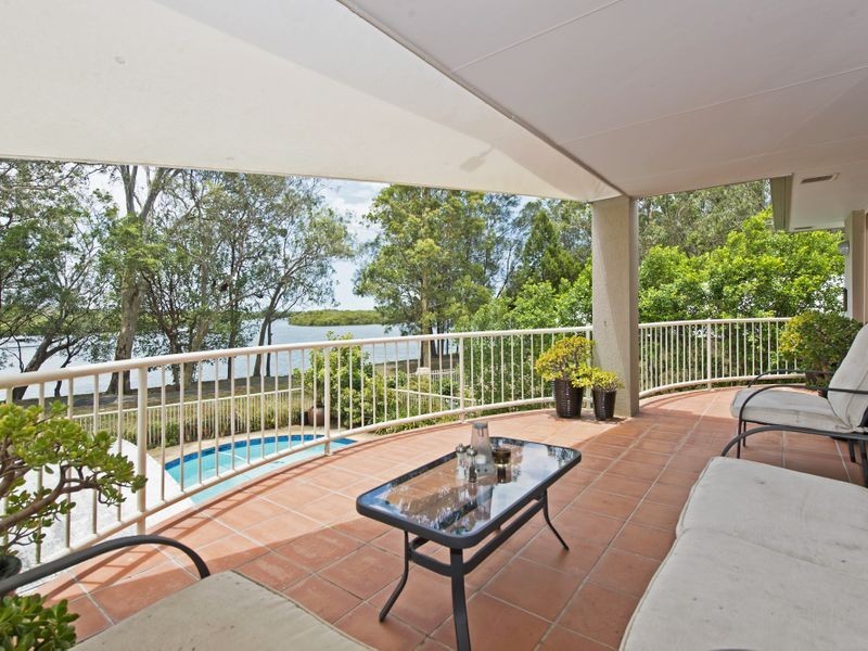 10 Tallara Street, Coombabah QLD 4216