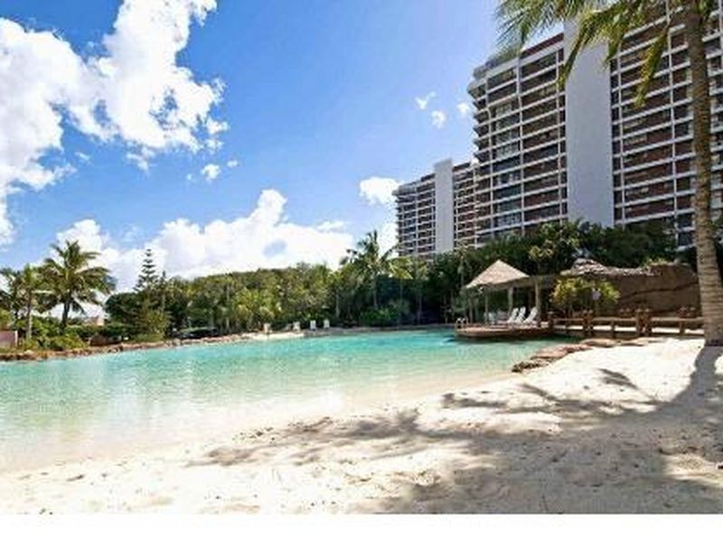 15A/12 Commodore Drive, Surfers Paradise QLD 4217